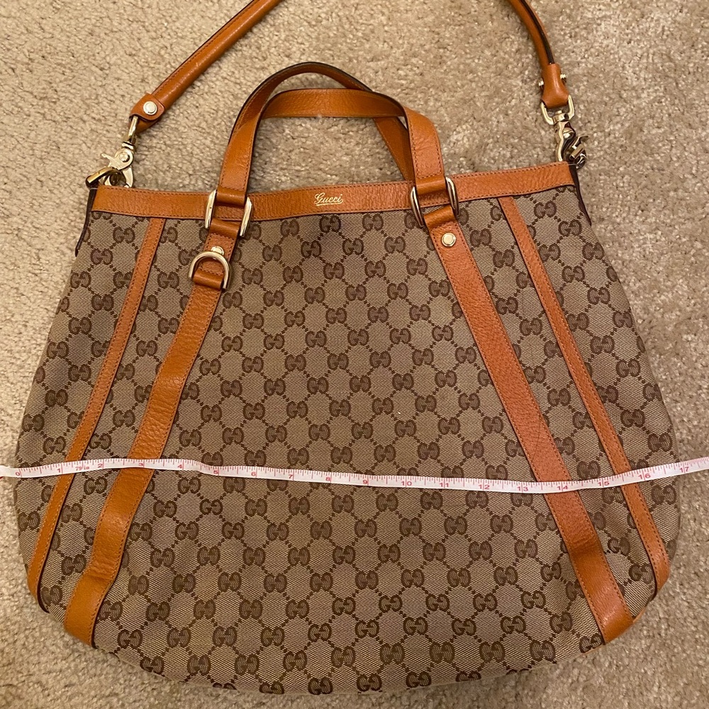 Authentic Gucci shoulder bag